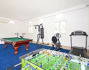 Guest house 10310103 - Holiday property Dalmatia - Vakantiehuis Villa Kursar