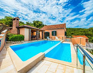 Guest house 10311006 • Holiday property Dalmatia • Vakantiehuis Lavanda 