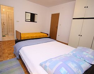 Guest house 10313003 - Apartment Dalmatia - Appartement Repak