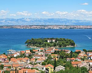 Unterkunft 10314616 - Appartement Dalmatien - Appartement Apartment Varos 2+1 with shared pool