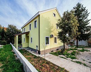 Guest house 10315309 • Holiday property Dalmatia • Holiday house Pakostane 