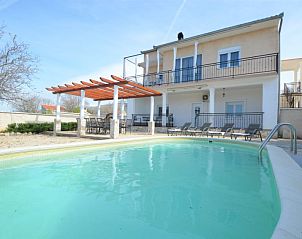 Guest house 10318703 • Holiday property Dalmatia • Vakantiehuis Joy on Countryside 