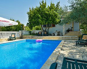 Guest house 10319002 - Holiday property Dalmatia - Vakantiehuis Villa Ana