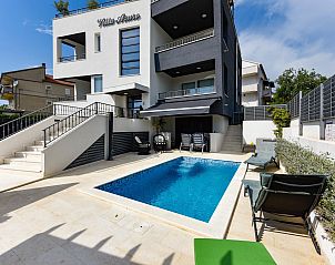 Guest house 10321802 • Holiday property Dalmatia • Villa Azuro 