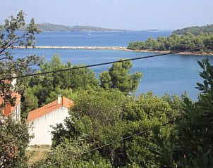 Guest house 10328002 - Apartment Dalmatia - Appartement Sch�ne Wohnung in Zaglav mit privatem Parkplatz