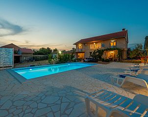 Guest house 10333903 • Holiday property Dalmatia • Holiday home MAJA 3 