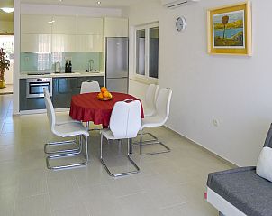 Guest house 10334501 - Holiday property Dalmatia - Vakantiehuis Villa Zlatan