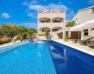 Guest house 1037417 - Apartment Dalmatia - Appartement Villa Andjelka