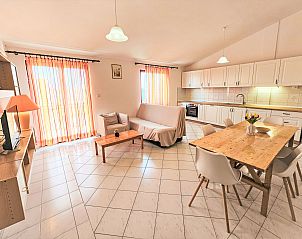 Guest house 1037708 - Apartment Dalmatia - Appartement Rose