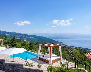 Guest house 1044435 - Holiday property Kvarner - Vakantiehuis Marone