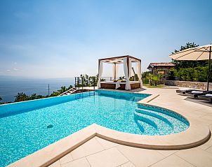 Guest house 1044435 - Holiday property Kvarner - Vakantiehuis Marone