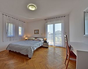 Guest house 1047803 - Holiday property Kvarner - Vakantiehuis Zorica