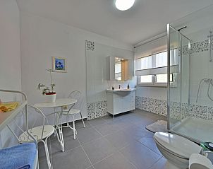 Guest house 1047803 - Holiday property Kvarner - Vakantiehuis Zorica