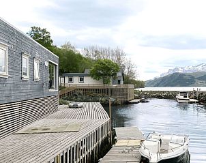 Verblijf 10515804 • Vakantiewoning Fjord Noorwegen • Vakantiehuis Kyrkjestein (FJS556) 
