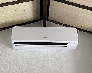 Moderne badkamer met douche in Huisje Amli, vakantiehuis in Bredene.