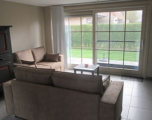 Slaapkamer met eenpersoonsbed in Walhofpark 13, vakantiehuis in Adinkerke-De Panne, Belgi.