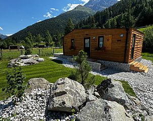 Stay at the Arlberg Cabin in Pettneu am Arlberg, Tyrol. Enjoy the serene natural surroundings and the stunning mountain views.