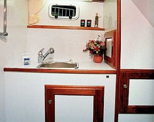 Verblijf 120703 - Boot Fluessen - Ilona Pedro Marin