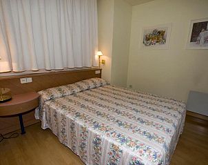 Guest house 13914705 - Apartment Catalonia / Pyrenees - Apartamentos Pessets Adelaida
