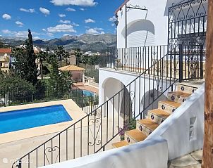 Casa de Morell vakantiehuis in Orba, Costa Blanca met zwembad en bergzicht.