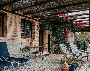 Can Elisa - Appartement Almendra in Tarbena, Costa Blanca met charmant terras en rustieke uitstraling.