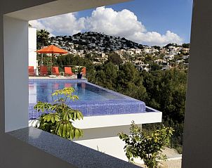 Genieen Sie die atemberaubende Aussicht vom Pool des Casa pica Benissa, einem luxurisen Ferienhaus in Benissa-Costa, Costa Blanca.