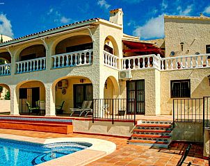 Guest house 1495404 • Holiday property Costa Blanca • Ref:104) Stijlvolle Engelse villa met zwembad van 11 x 5,50  
