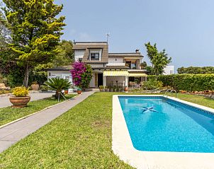 Guest house 15610402 • Holiday property Costa Dorada • Vakantiehuis El Garrofer 