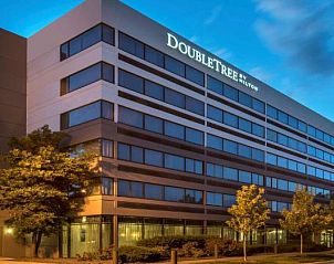 Guest house 16425502 • Apartment Midwesten • DoubleTree by Hilton Chicago Schaumburg 