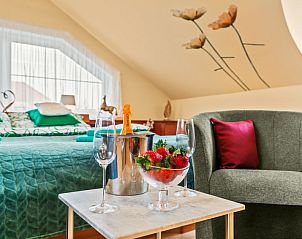 Verblijf 1649802 - Vakantiewoning Praag - Vakantiehuis Garden & Terrace Villa