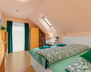 Verblijf 1649802 - Vakantiewoning Praag - Vakantiehuis Garden & Terrace Villa