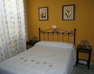 Guest house 16514117 - Holiday property Andalusia - Hostal Almanzor