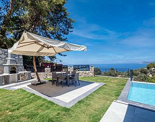 Guest house 1680933 - Holiday property Aegean Region - Vakantiehuis Villa mit Infinitypool in Fethiye Faralya