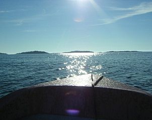 Geniet van het schitterende uitzicht op zee bij Cottage on an Island, Harstena, Gtaland, Zweden. Perfect voor natuurliefhebbers.