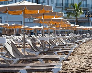 Guest house 17314414 - Apartment Canary Islands - Apartamentos Las Palmeras