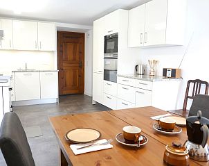 Verblijf 18215701 - Vakantiewoning Graubunder / Grisons - Vakantiehuis Casa Calanca