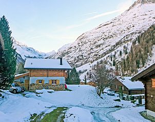 Verblijf 1847002 - Vakantiewoning Wallis / Valais - Vakantiehuis Coquelicot
