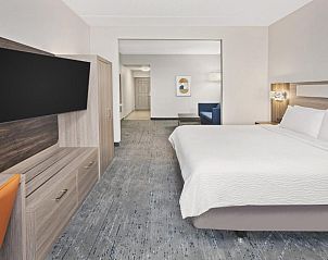 Unterkunft 19025502 - Appartement Midwesten - Holiday Inn Express Hotel & Suites Chicago Airport West-O'Ha