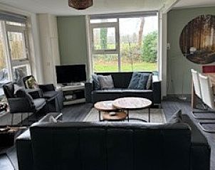 Comfortabele woonkamer in Johanneshof vakantiehuis, Wateren, Drenthe.