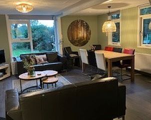 Sfeervolle zithoek in Johanneshof vakantiehuis, Wateren, Drenthe.