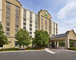 Guest house 20825501 • Apartment Midwesten • Holiday Inn Hotel & Suites Chicago Northwest - Elgin, an IHG 