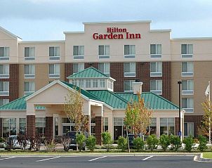 Guest house 21025502 • Apartment Midwesten • Hilton Garden Inn Naperville/Warrenville 