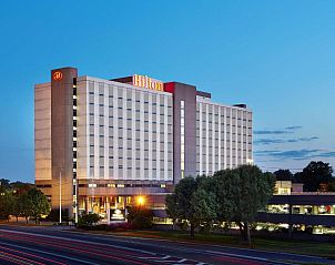 Guest house 2425201 • Apartment Oostkust • Hilton Newark Airport 