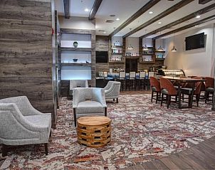 Guest house 2425204 • Apartment Oostkust • Country Inn & Suites by Radisson, Newark Airport, NJ 