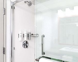 Guest house 2425204 - Apartment Oostkust - Country Inn & Suites by Radisson, Newark Airport, NJ