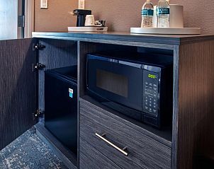 Guest house 2425204 - Apartment Oostkust - Country Inn & Suites by Radisson, Newark Airport, NJ