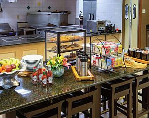 Guest house 2425502 - Apartment Midwesten - Hilton Garden Inn Rochester Downtown