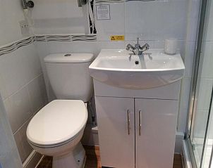 Guest house 25906506 - Holiday property England - Blue Waters Lodge