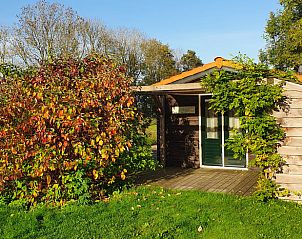 Verblijf 2610602 • Vakantiewoning Het Friese platteland • Vakantiehuisje in Rinsumageast 