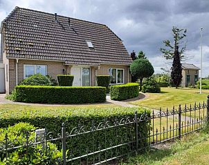 Guest house 2613403 • Holiday property Het Friese platteland • Prachtig en landelijk gelegen 6 persoons vakantiehuis nabij 